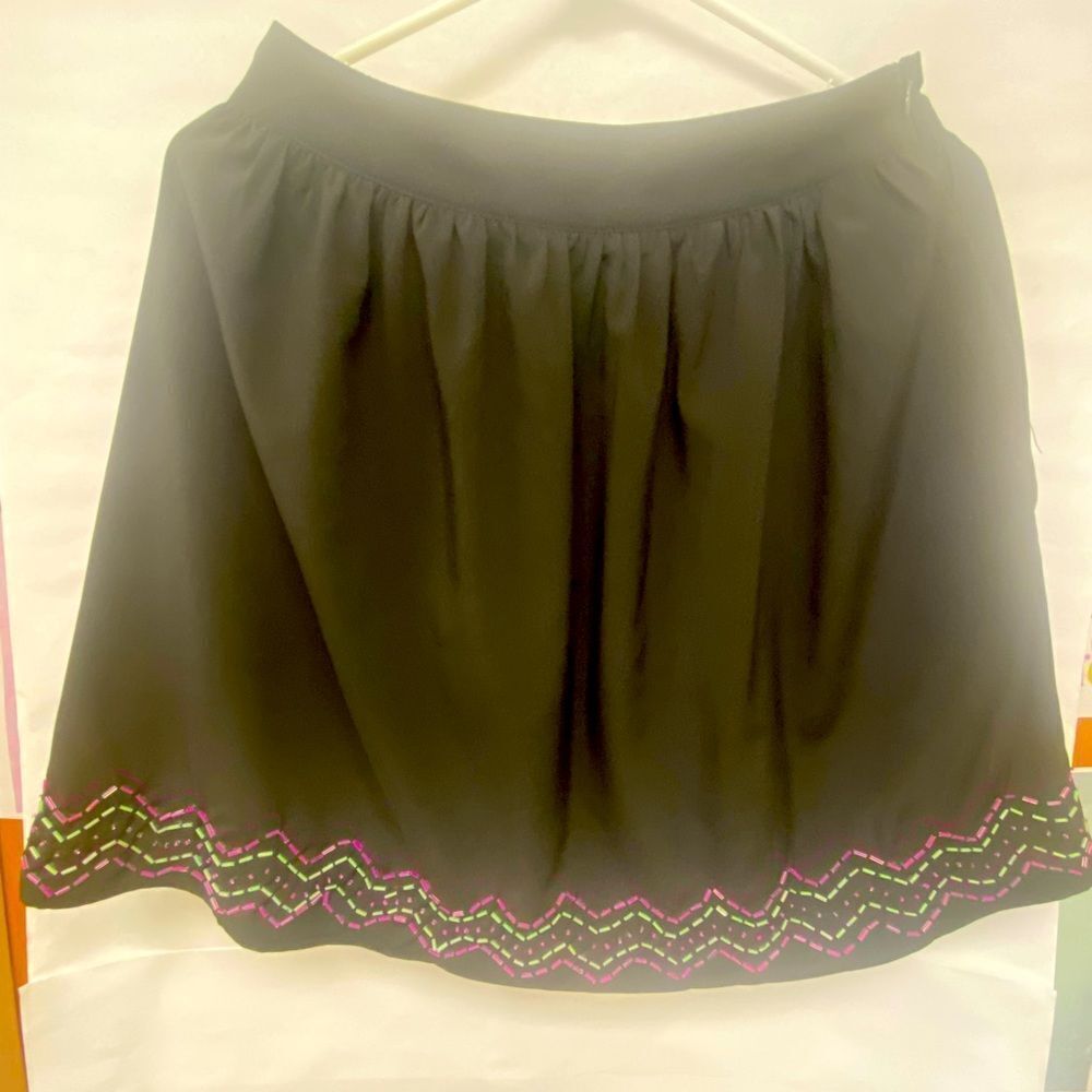 Women’s Anabella mini skirt, NWT
